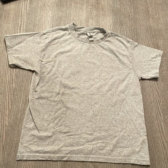 Bundle of 4 youth T-shirts - Picture 6 of 11